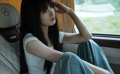 青草国产超碰人人添人人碱